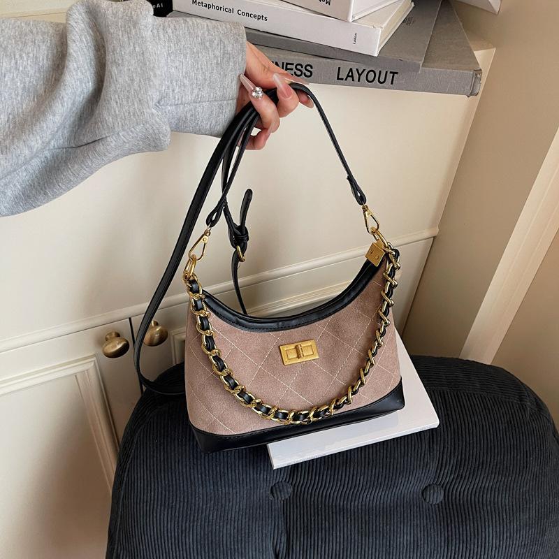 Bag Women's Autumn New Fashion Diamond Chain Underarm Bag Niche Shoulder Messenger Bag