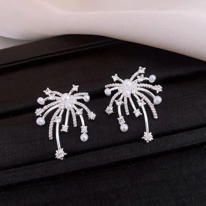 Korean version fireworks retro earrings, fashionable and versatile, personalized earrings for women, delicate, luxurious and high-end French earrings серебряный