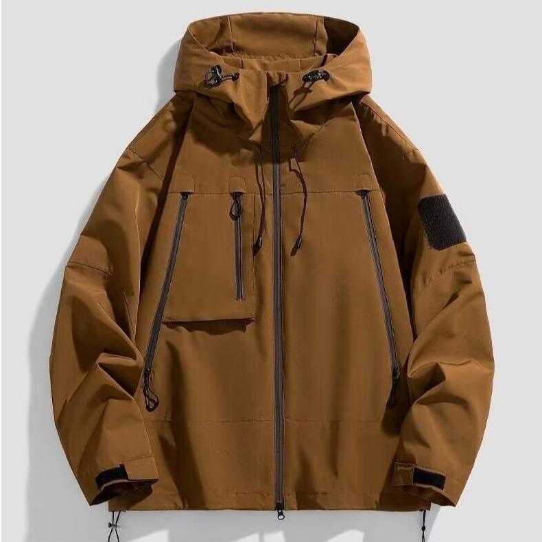 

Мужская ветровка в американском стиле для весны и осени - повседневная куртка свободного кроя для пар, модная и универсальная рабочая одежда. L коричневый