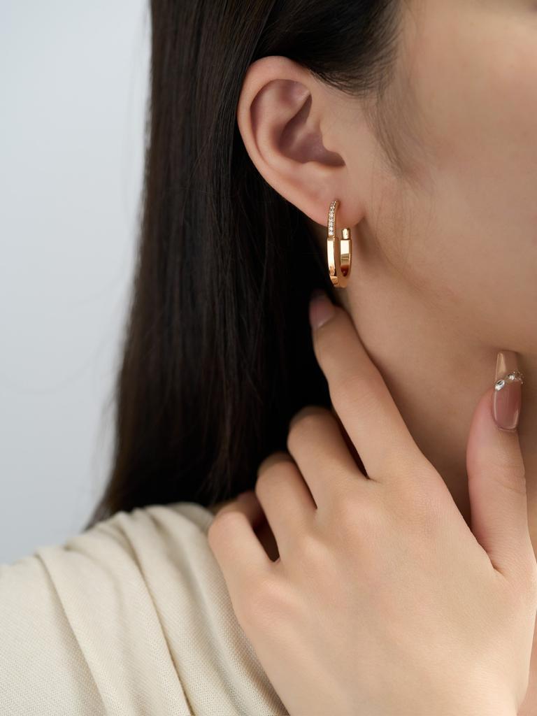 Boucles d'oreilles forme cadenas clous d'oreilles avec diamants bijoux de haute qualité cadeaux pour le port quotidien, hommes et femmes ne sont pas limités à fait main