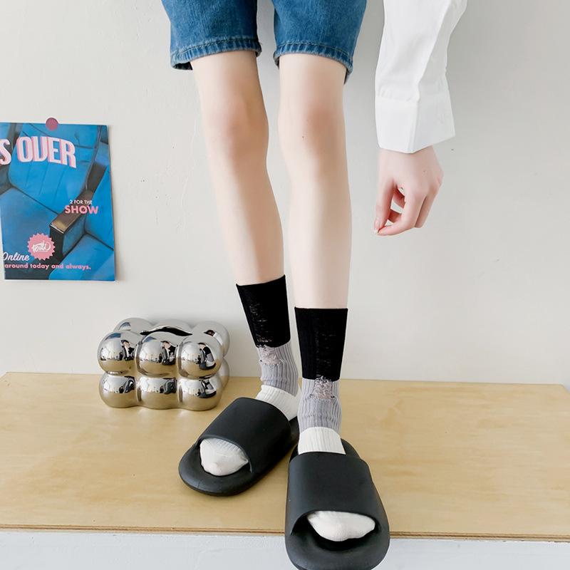 5 Pairs of Female Spring and Summer Personality Match Color Trend In The Tube Stack Socks