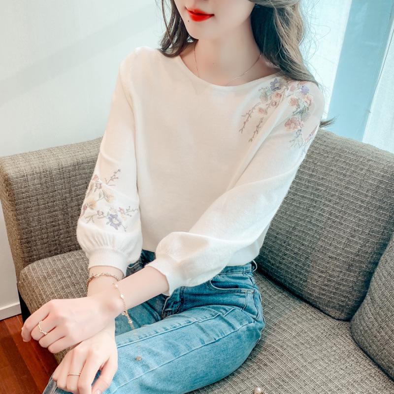Hollow Knitwear Floral Slimming Pullover for Women - Autumn 2025
