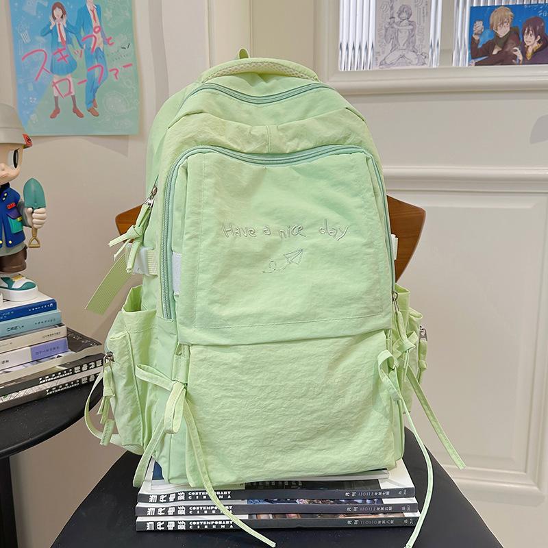 

Милая маленькая свежая летняя новая вышивка Легкая большая вместимость Студенческая сумка Сумка для компьютера Дорожный рюкзак Рюкзак. .