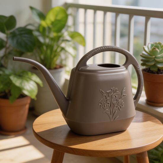 4L Plastic Watering Can Long Spout Watering Can with Ergonomic Handle Houseplant Watering Pot