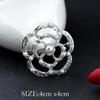 Spilla Corona di Perle e Strass di Cristallo Coreano - Spilla Versatile per Sciarpe da Donna con Spedizione Gratuita