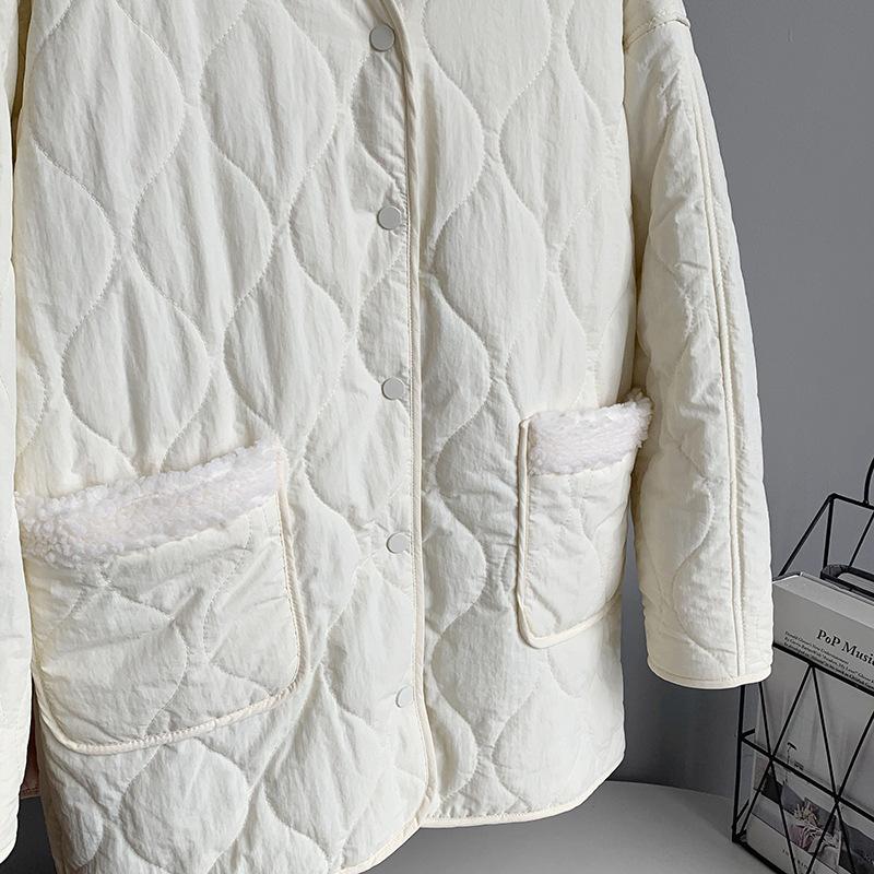 Осень-зима женское однотонное пальто в клетку с v-образным вырезом и длинным рукавом — фото 12