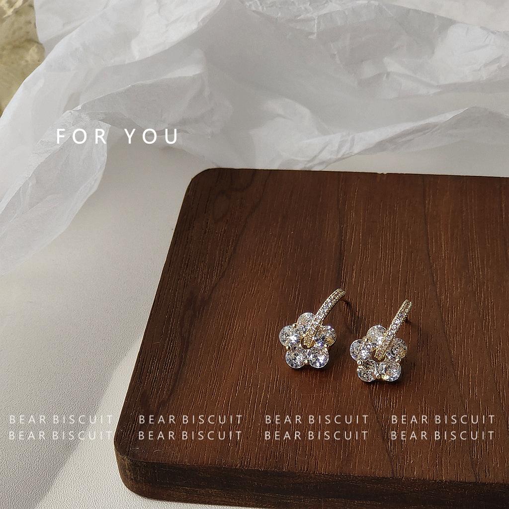 Zircon Flower @Bright Eyes Direct Store Needle-plated 14K Japanese and Korean ins Sweet Earrings  s Tide Earrings