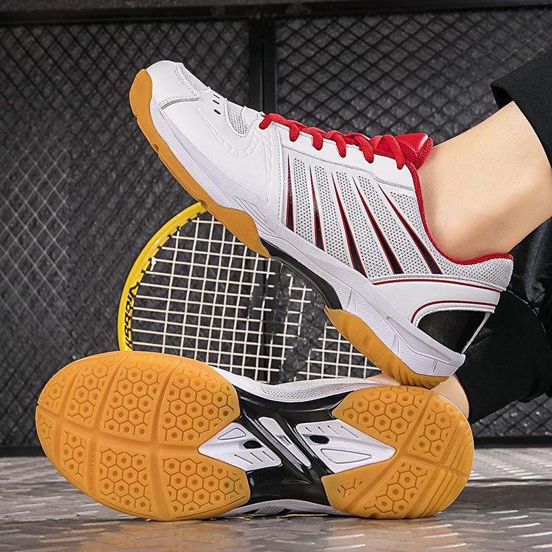 Badminton shoes new professional lightweight breathable soft-soled sports shoes shock-absorbing mesh training shoes
