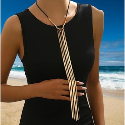 Exaggerated Pull Personalized Chain Metal Snake Bone Chain Long Cold Wind Necklace Niche Qingdao Jewelry