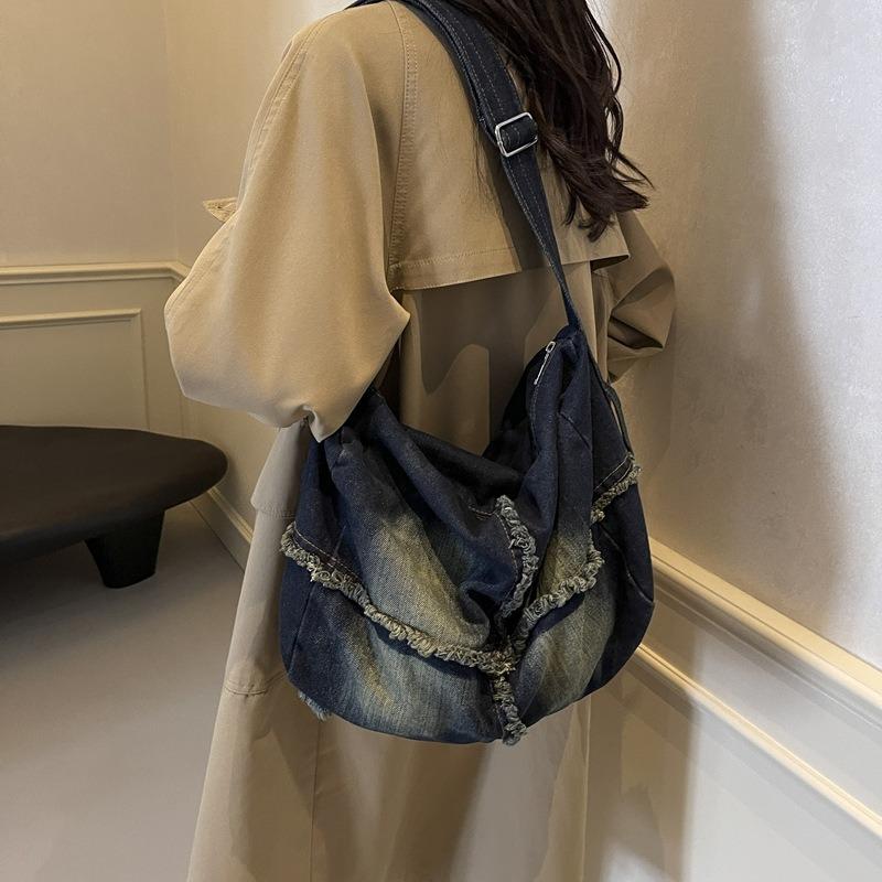 Large Capacity Denim Pillow Bag Women 2025 New Retro Casual Tote Bag