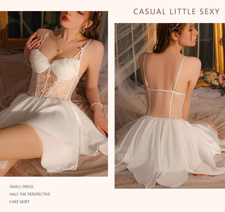 Guiruo Satin Lace Nightdress & Robe Set with Chest Pad