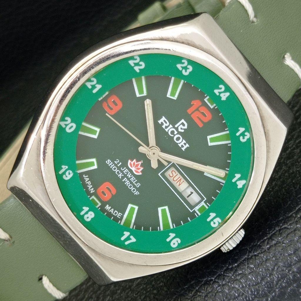 

Б/У ЯПОНІЯ RICOH R31 АВТОМАТИЧНИЙ ЧОЛОВІЧИЙ ГОДИННИК DAY&DATE З ЗЕЛЕНИМ КОЛЬОРОМ З ЦИФЕРБЛЕТОМ a433089-2 R114-a433089