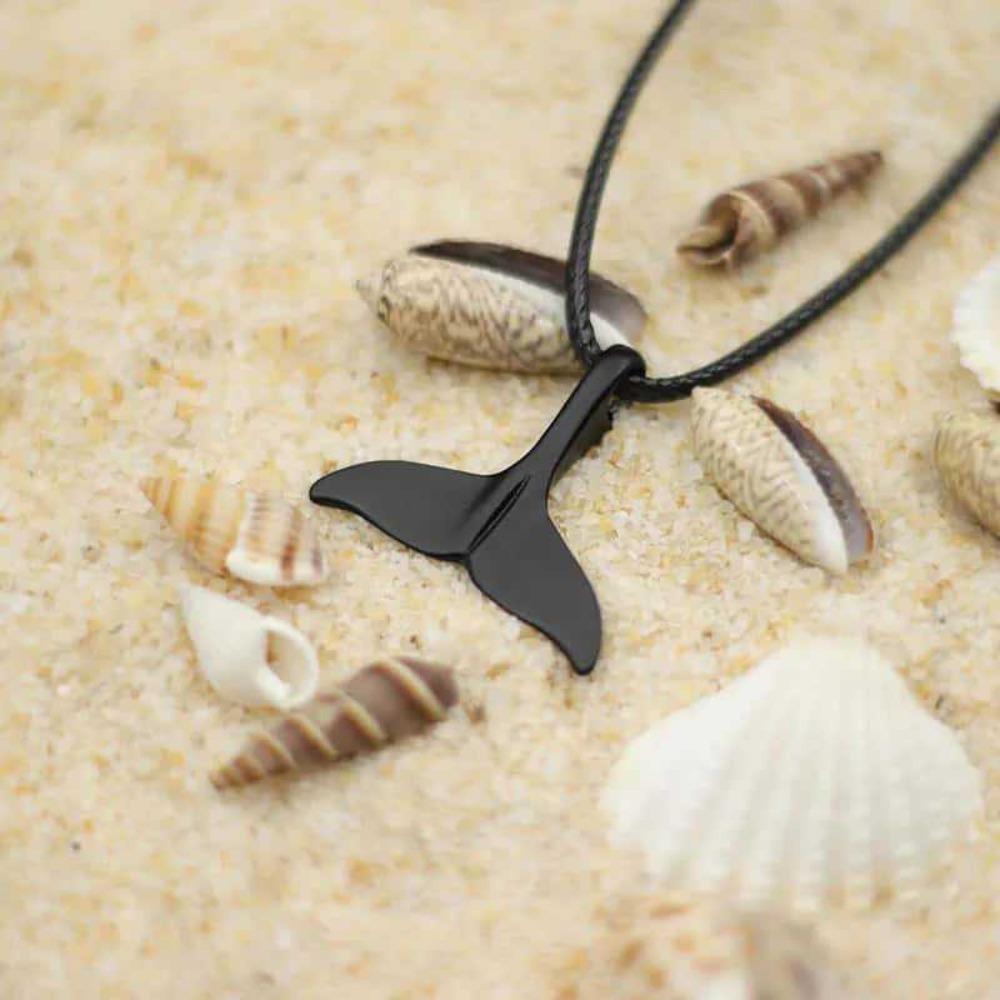 Fashion Simple Fish-tail Whale Tail Mermaid Tail Pendant Necklace for Women Men Couple Marine Animal Protection Jewelry Gifts