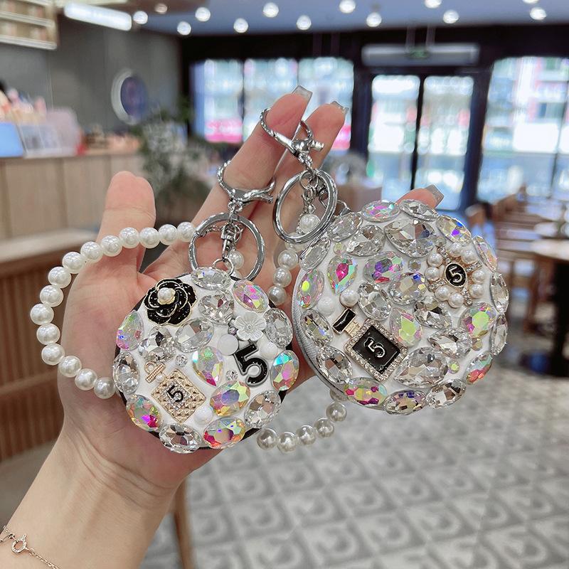 Miroir de Maquillage Diamant Bling Pliant Double Face Portable Rond Miroir Chaîne de Perles Porte-clés Miroir de Poche de Voyage Verre de Vanité à Main