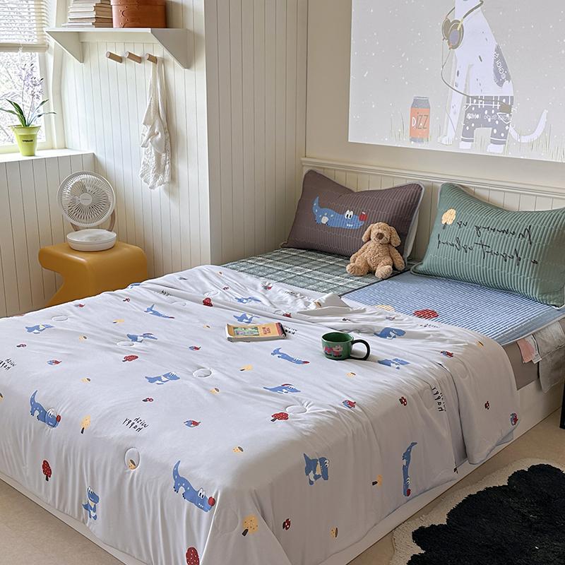 High-end Cartoon Ice Silk Summer Blanket for Bed Double Side Cool Feeling Silk Air Conditioning Quilt Lightweight Cooling Duvet