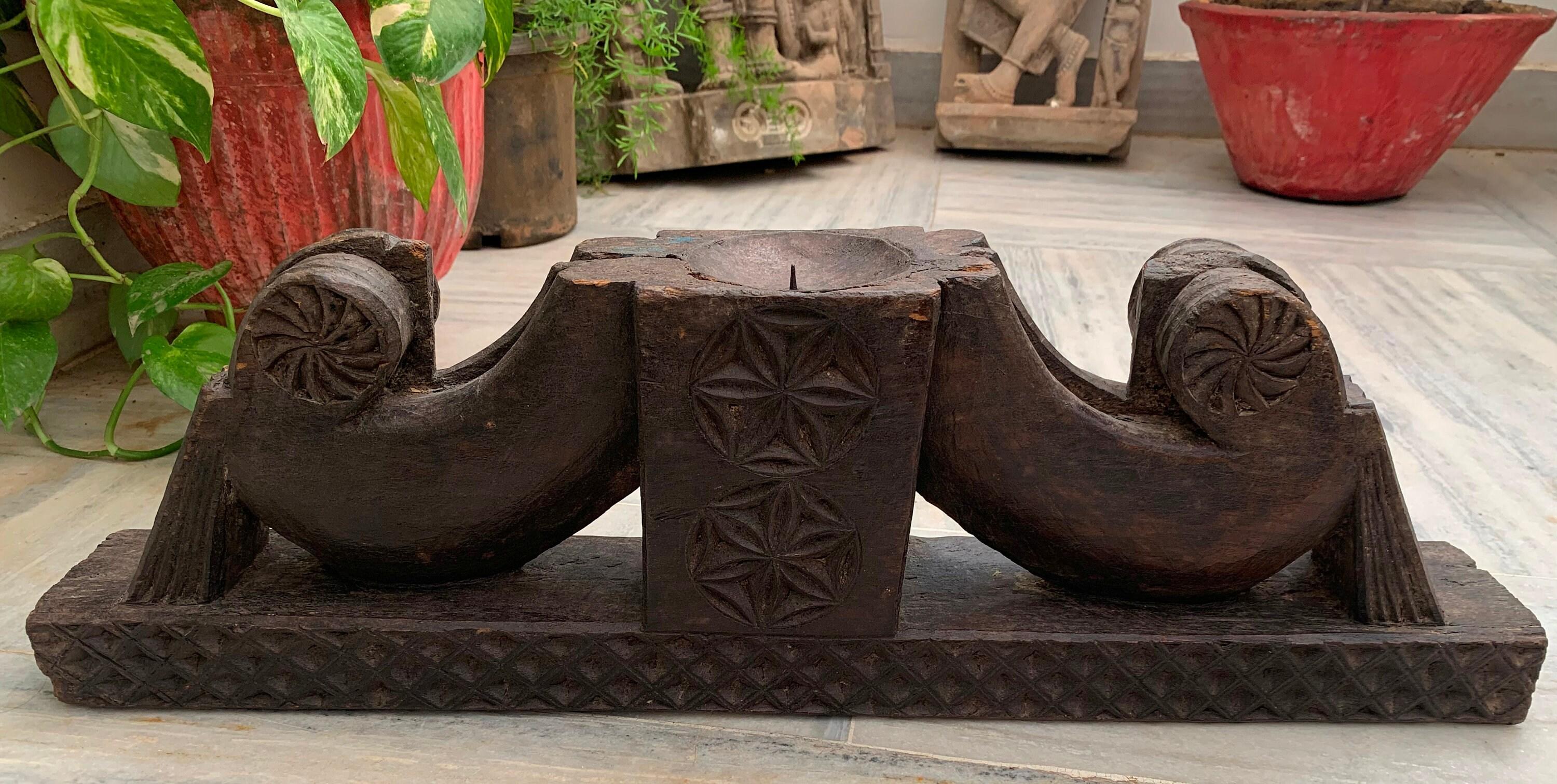 Antique Carved Wood Candle Stand: Rustic Indian Decor 16” X 8” X 24” (l x w x h) разноцветный