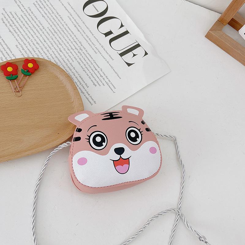 

2025 new trendy cartoon children s bag, kindergarten boys and girls messenger bag, Korean version of casual cute change bag рожевий
