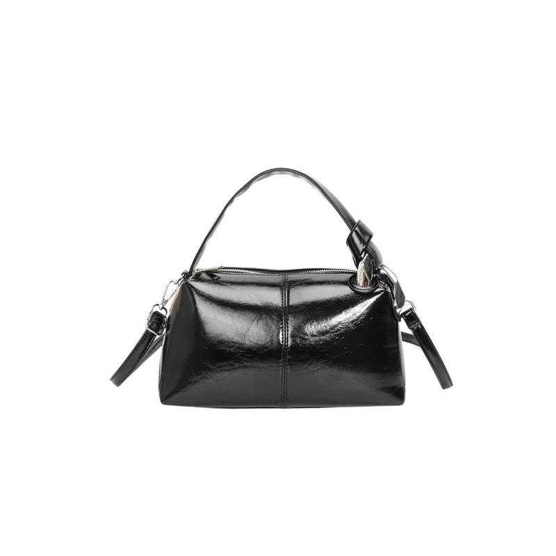 The Pillow Bag Is A Niche Design with A Large Capacity. It Is A Stylish Single-shoulder Crossbody Bag