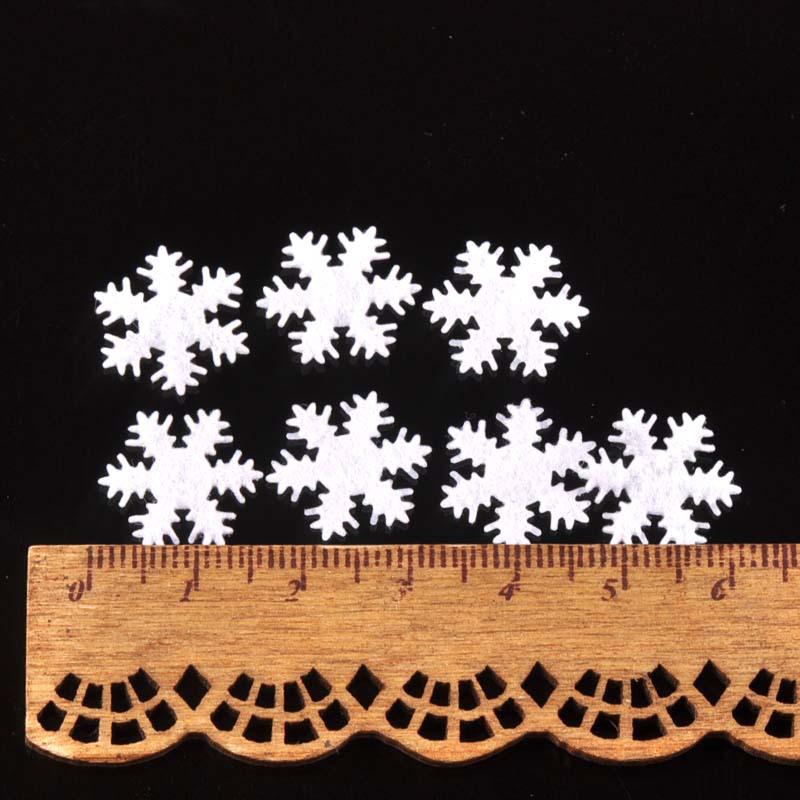 Mini White Snowflake Christmas Decoration Craft Materials (1-3cm)