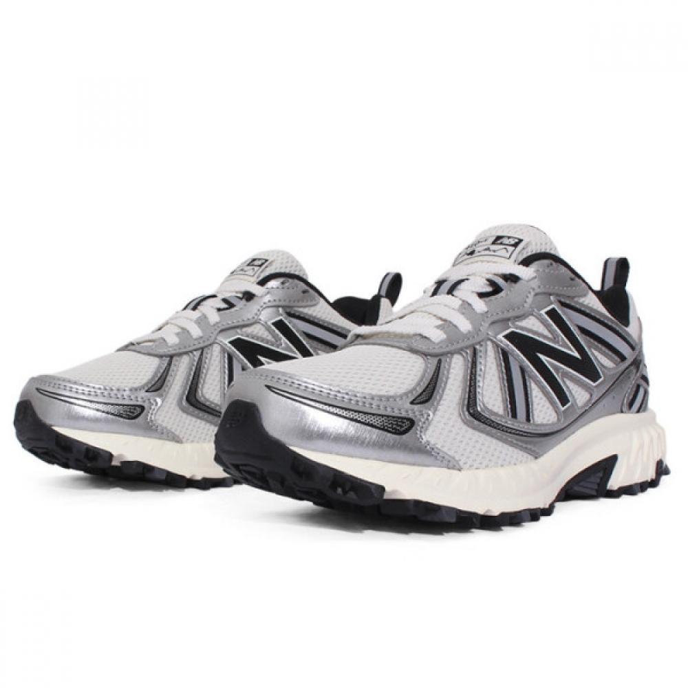 New Balance 410 Trail Sneakers Cream Black