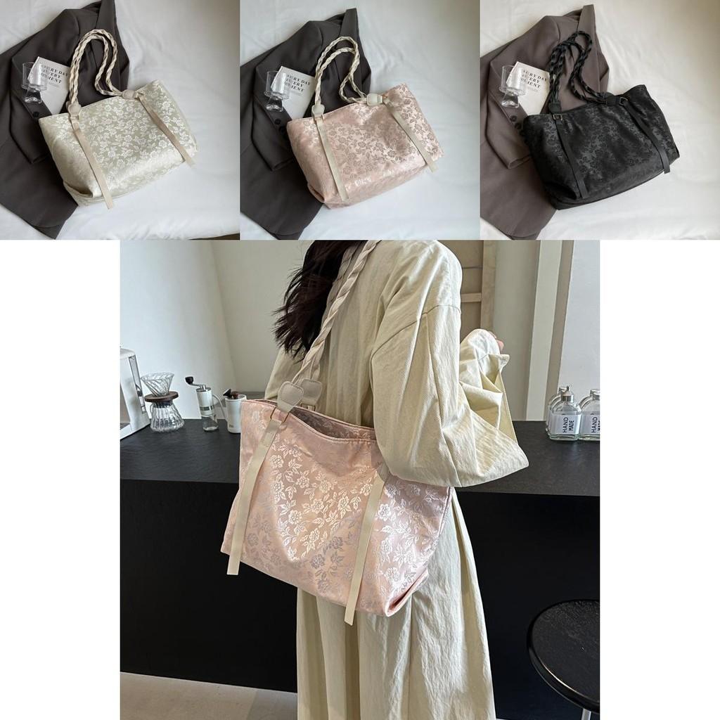 Stylish 2024 College Student Tote Bag Large Capacity Casual Shoulder Bag For Women