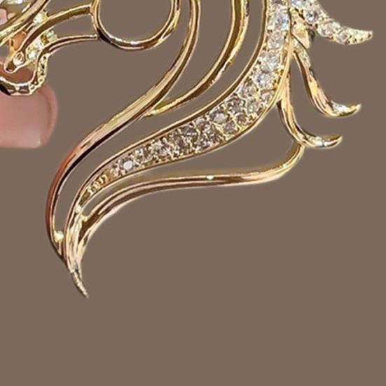Horse Head Brooch Sparkling Hollow-out Horse Brooch Rhinestones Embellished Brooch Pin Clothing Accessory Gift for Horse Lovers