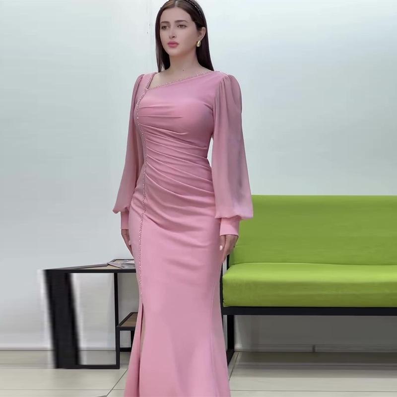 2024 Autumn Women's Pure Desire Asymmetrical Neckline Waist-Cinching Fishtail Bodycon Dress