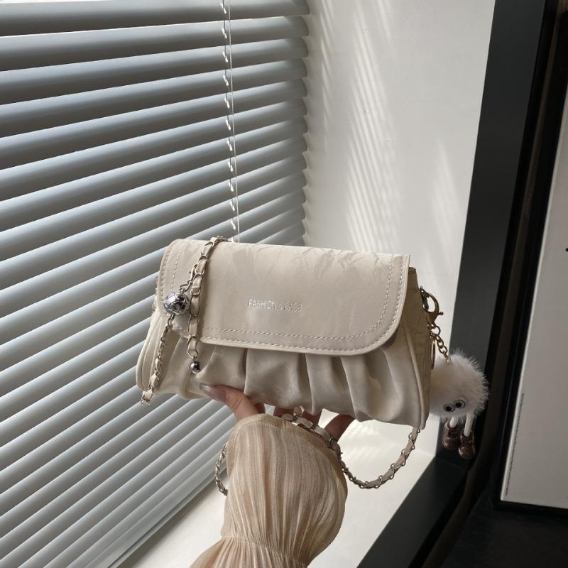 

Textured large-capacity pendant solid color new fashionable women s pleated chain single shoulder crossbody small square bag Without pendant белый