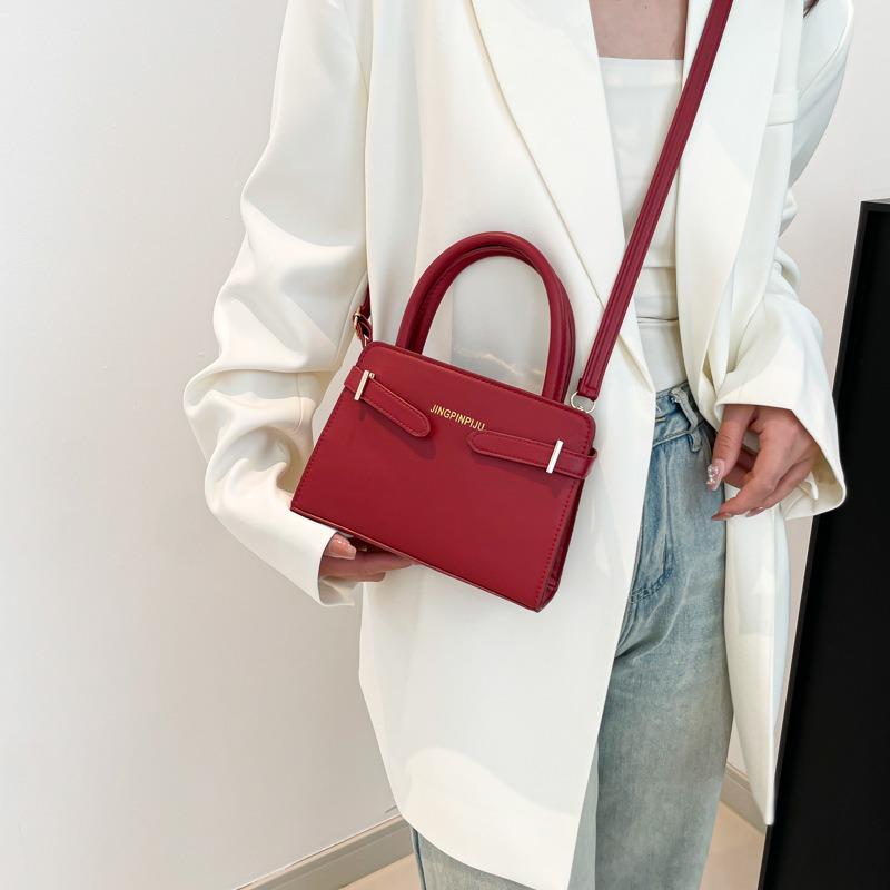 Summer fashion popular new commuter simple temperament solid color trend shoulder crossbody handbag