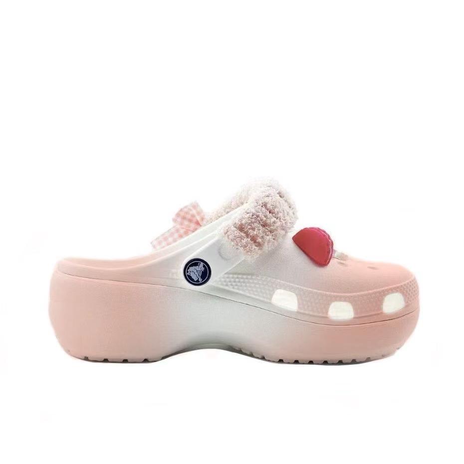 Crocs Classic Platform Clog Comfortable EVA Fashionable Clogs Unisex White