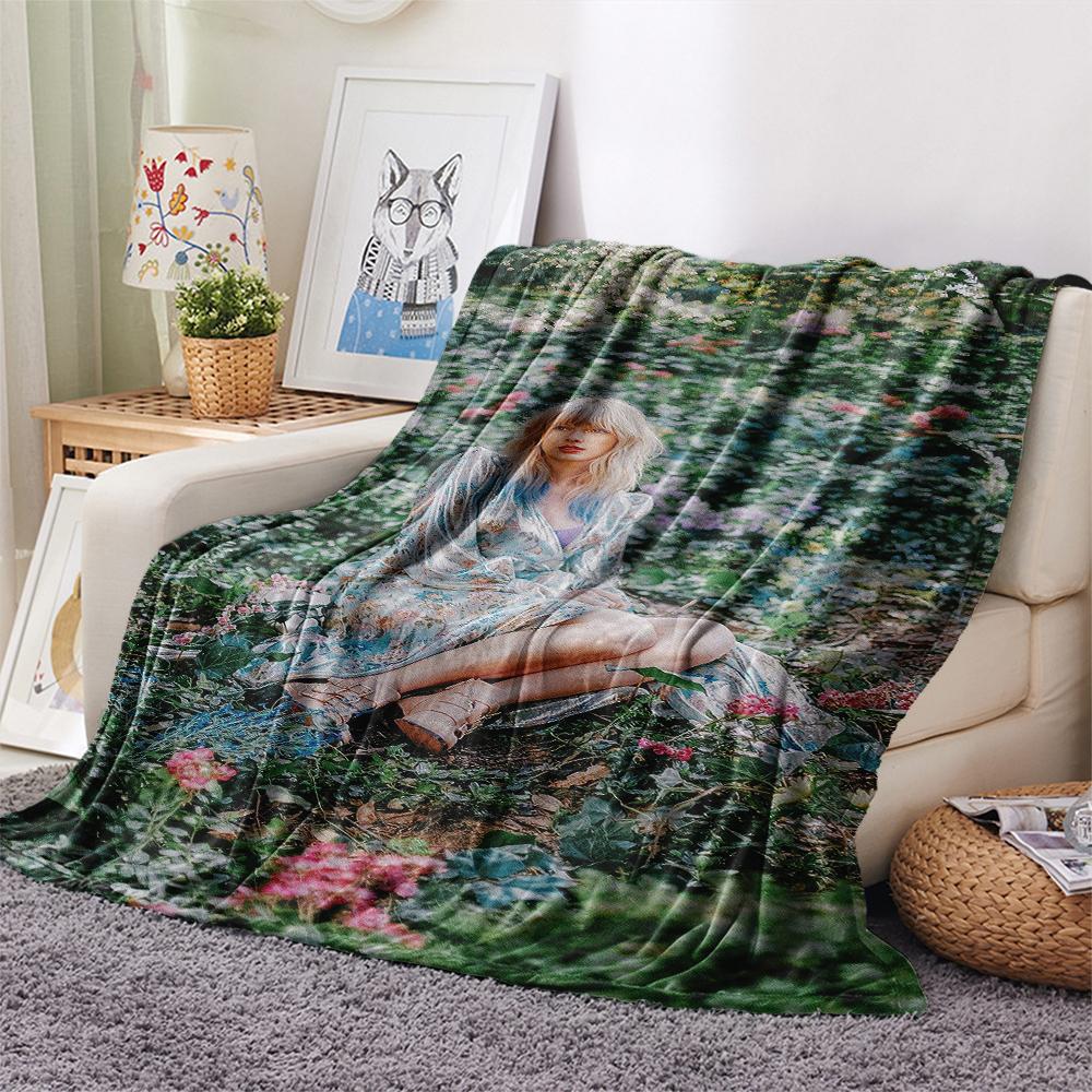 1PC Taylor Print Flannel Blanket, High quality All Seasons, Home Decor, Warmth and Comfort, Perfect for Christmas Gifts