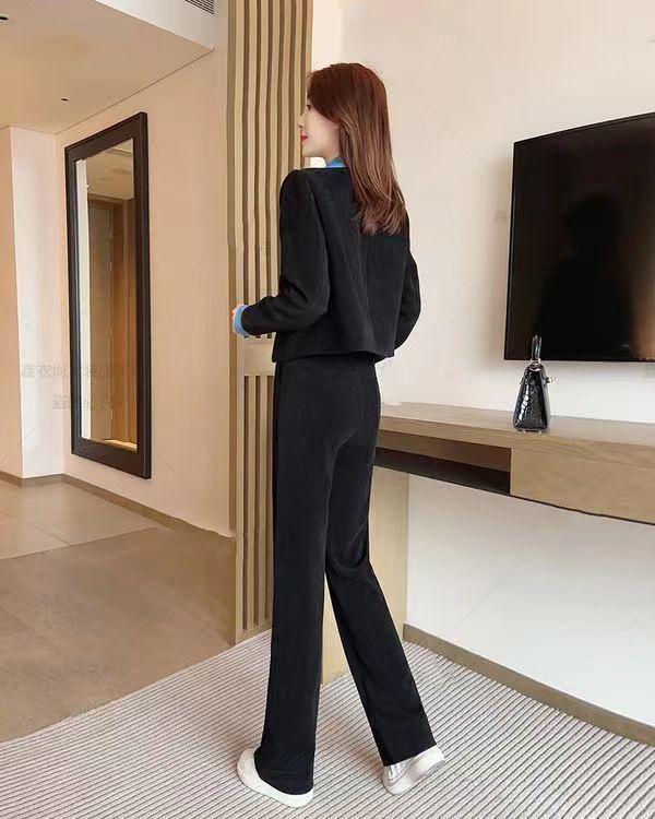 Trendy Spring & Autumn Women's Two-Piece Suit: Long-Sleeve Coat & Wide-Leg Pants - Slimming & Youthful Look