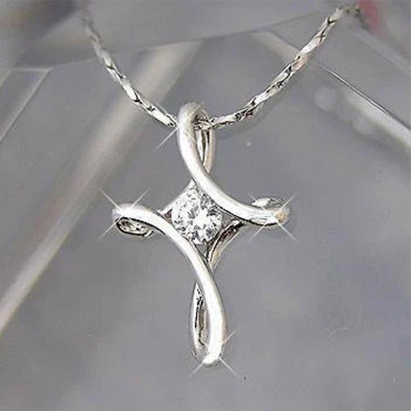 Ladies Cross Pendant Necklace, Round Synthetic Zircon Inlay, Minimalist and Elegant Jewelry, Daily Wearing Necklace