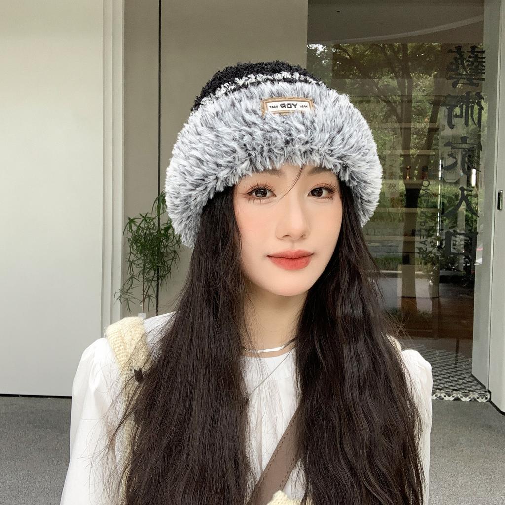 Women's New Warm Plush Knitted Hat Korean Style Trendy and Versatile Face Protecting Small Windproof Ear Protecting Wool Hat