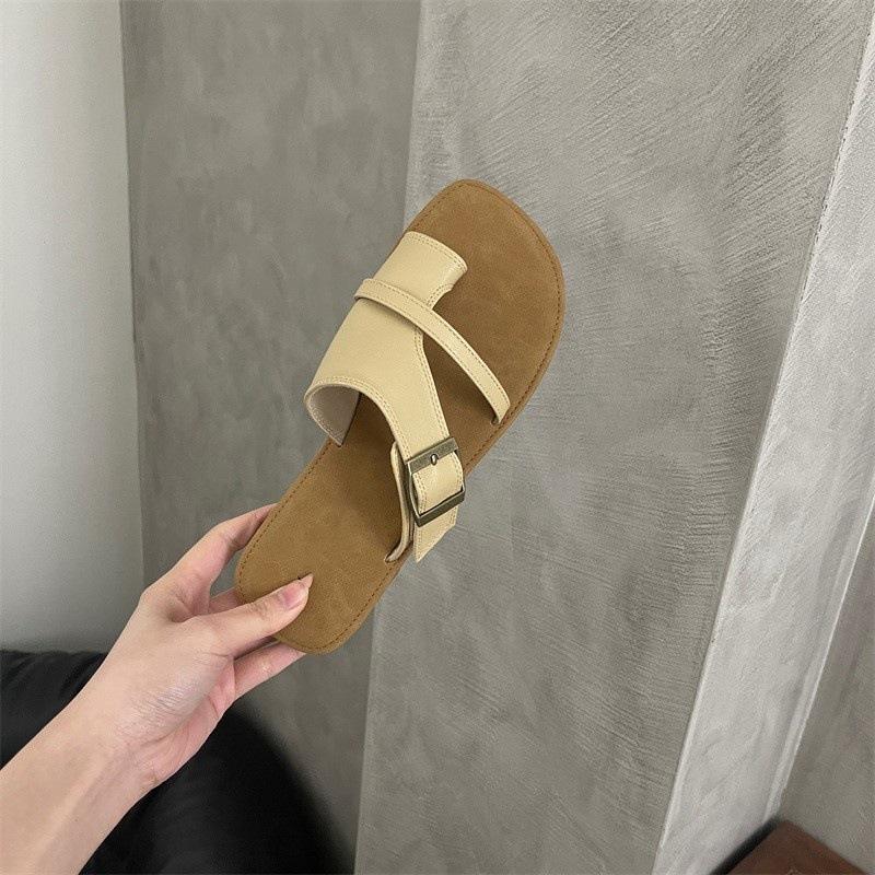 

Niche flat-bottomed toe slippers women s gentle soft-bottomed beach cool slippers one-word drag 40 жёлтый