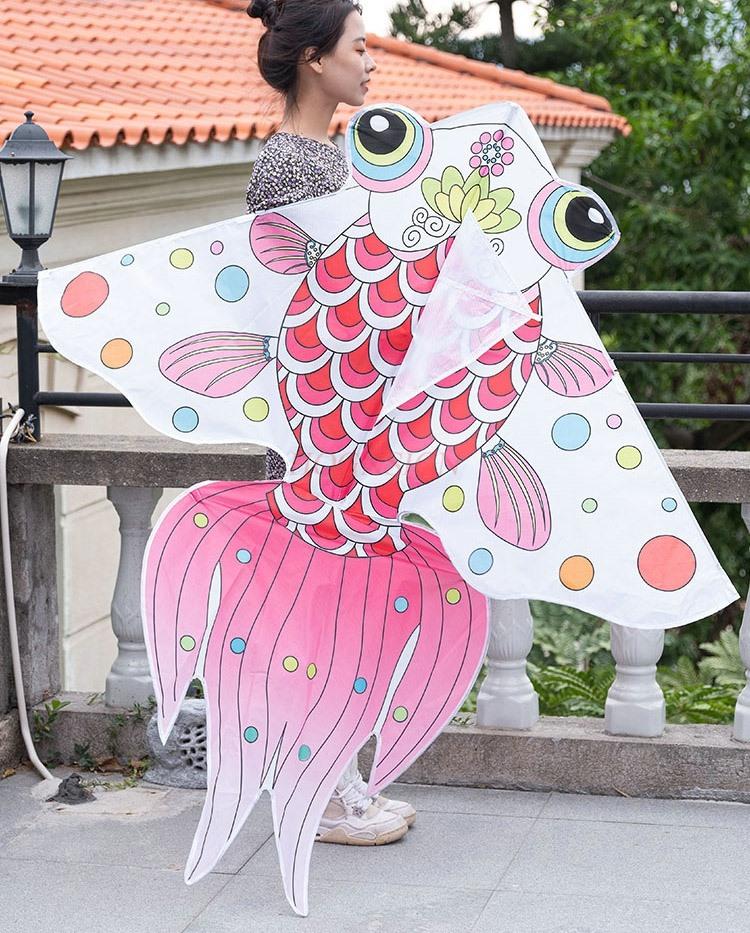 New Goldfish Kite Children'S Breeze Easy To Fly Handheld Cable Wheel For Adults