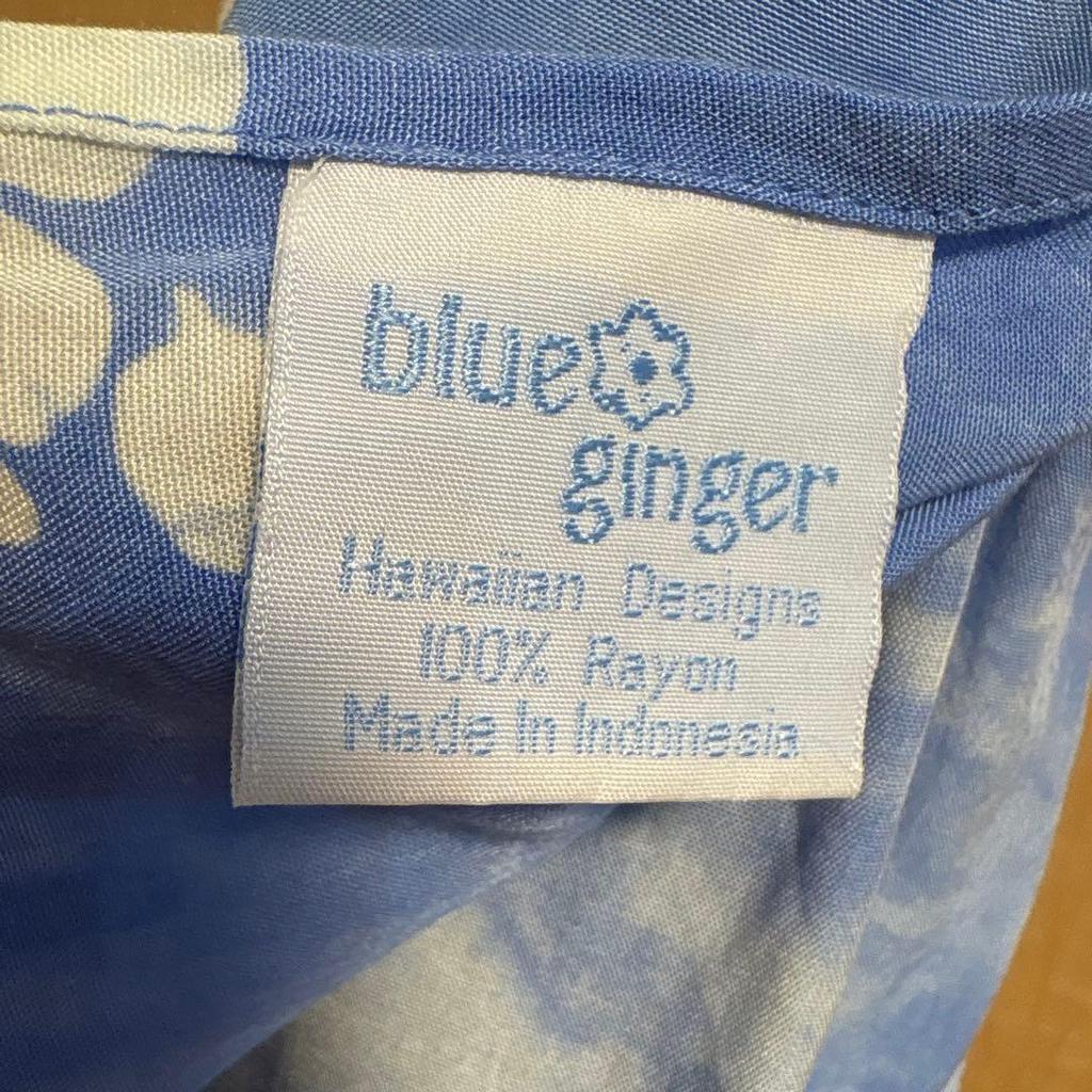 Used Hawaii blue ginger hibiscus pattern stole shawl