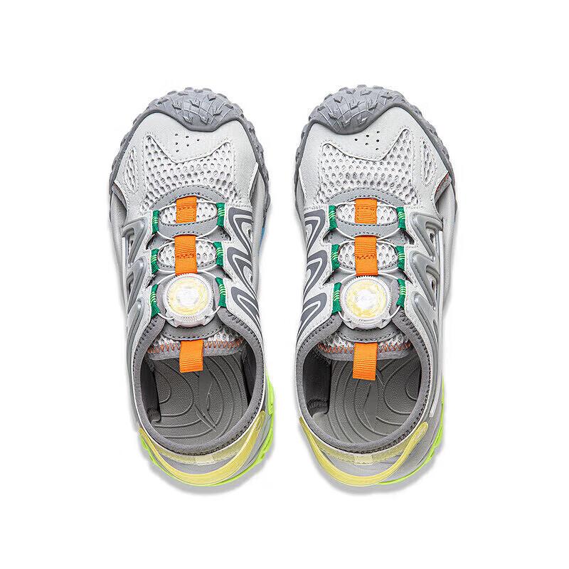 Li Ning Kinder Bequeme Stoßdämpfende Atmungsaktive Sandalen Kinder Sandalen Grau YKUU002-5