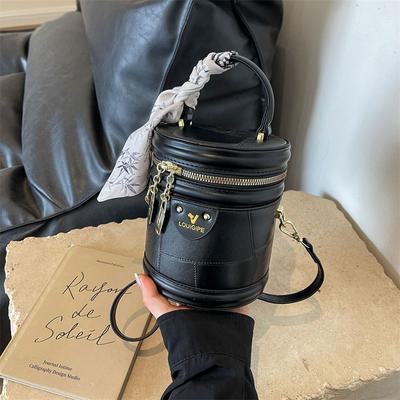 Hand Carry Fashion Bucket Bag Simple Temperament Shoulder Bag Summer New High-end Messenger Bag