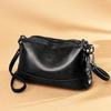 Borsa a tracolla monospalla grande e capiente, in similpelle, da donna, nuova, trendy ed elegante.