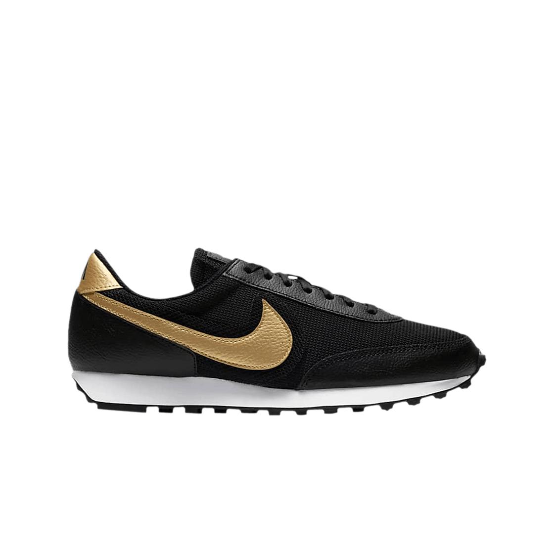 

Женские кроссовки Nike Daybreak Black Metallic Gold DC9213-001