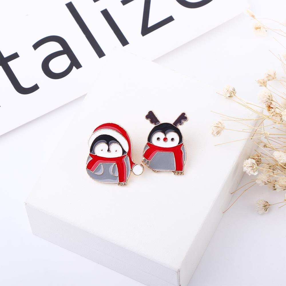 Creative Women Clavicle Chain Korean Style Badge Lovers Fashion Jewelry Christmas Penguin Brooches