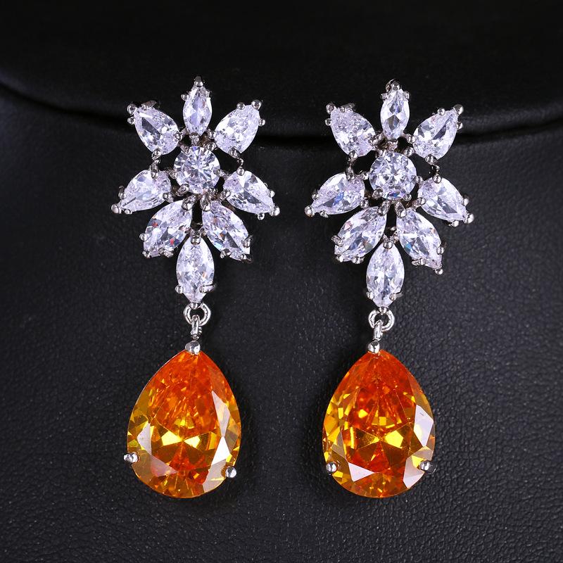 

Европейско-американские серьги-подвески из циркона огранки «маркиза»: Неподвластный времени цветочный дизайн Роскошные свадебные подвески