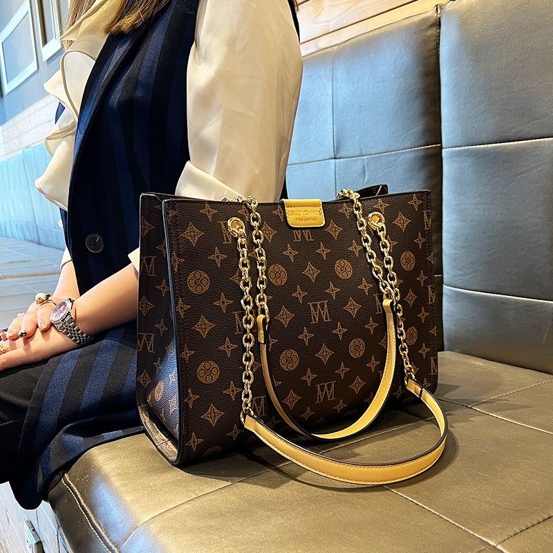 

Women s Bag Genuine Leather Portable Easiest for Match Chain Tote Apricot