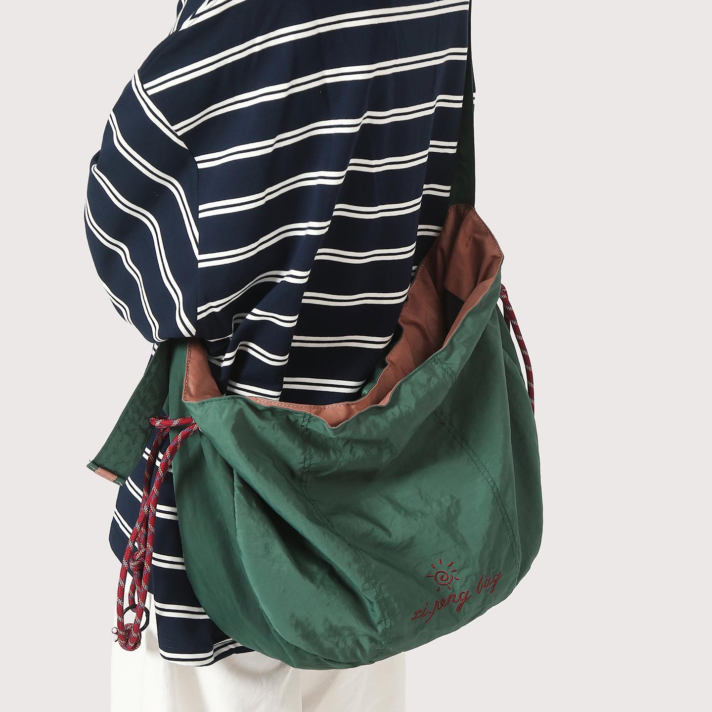 The Bags Family Green Large Capacity Lazy Wind Messenger Bag Sports Leisure Messenger Bag Personalized Leisure Cycling Shoulder Bag Drawstring Class Bag