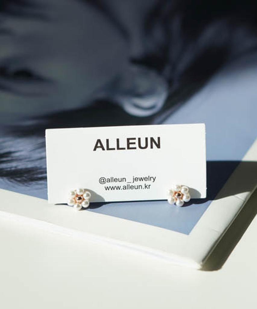Alleun Silver 925 Flower Swarovski Pearl Silver Earrings
