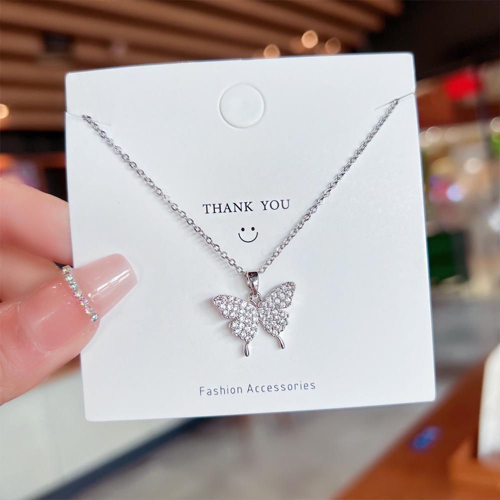 Elegant Shiny Butterfly Titanium Steel Necklace - 2025 Women’s Lightweight Luxury Clavicle Chain, Fade-Resistant.