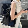 Korean Version Chain Tote Bag Large-capacity Bag Women, Fashionable Commuter Compartment College Students Class Soft Leather Shoulder Bag