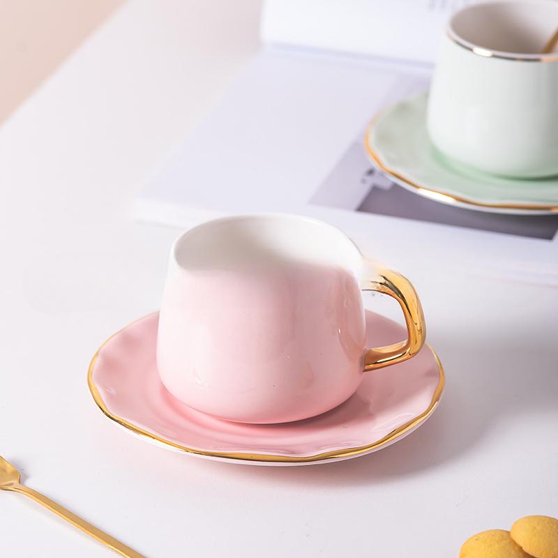 European Coffee Cup Saucer Set Hand Painted Golden Flower Tea Cup Light Luxury Afternoon Tea Cup Ceramic Cup Gift