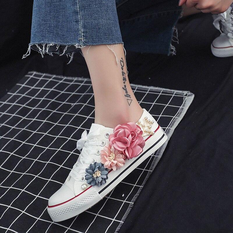 Modne Sneakersy Damskie Ręcznie Robione Kwiatowe Do Biegania Płócienne Nowe Zapatillas Mujer Casual Płaskie Wulkanizowane Białe Buty Jesień Słodkie